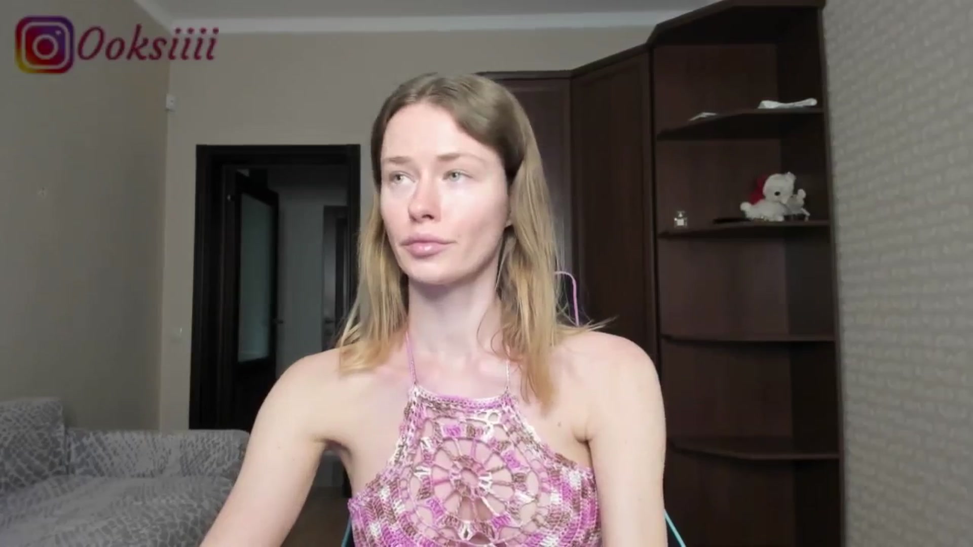 Gallery image thumbnail from Oksanafedorov's myfreecams stream on, 05/26/2024, 17:07 image 15 of 20