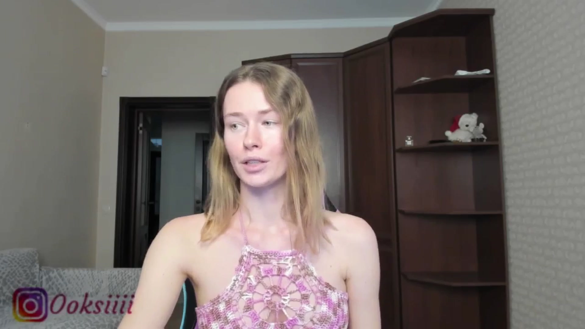 Gallery image thumbnail from Oksanafedorov's myfreecams stream on, 05/26/2024, 17:07 image 10 of 20
