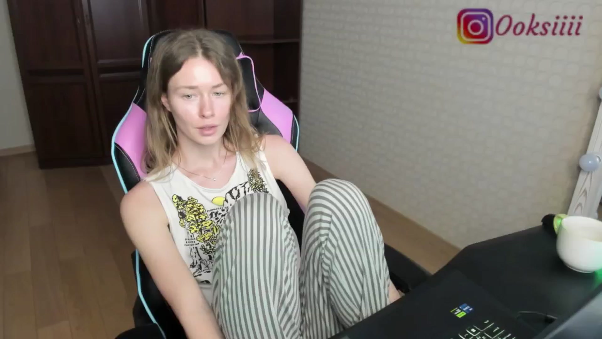 Gallery image thumbnail from Oksanafedorov's myfreecams stream on, 05/27/2024, 17:13 image 8 of 20