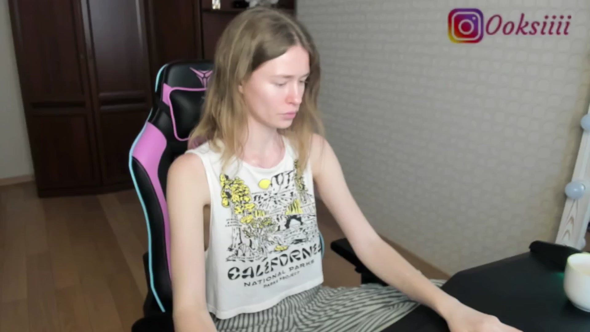 Gallery image thumbnail from Oksanafedorov's myfreecams stream on, 05/27/2024, 17:13 image 1 of 20