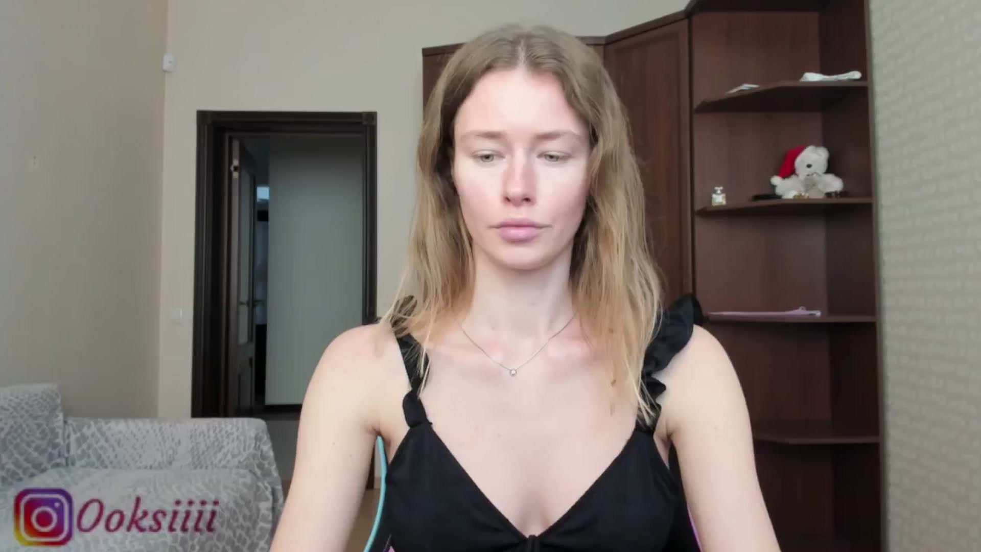 Gallery image thumbnail from Oksanafedorov's myfreecams stream on, 05/29/2024, 13:50 image 2 of 20