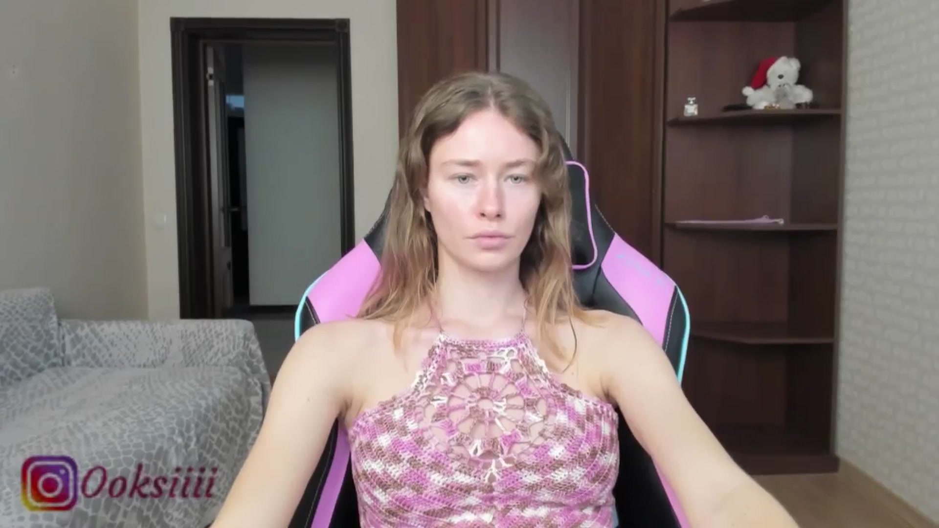 Gallery image thumbnail from Oksanafedorov's myfreecams stream on, 05/30/2024, 11:58 image 11 of 20