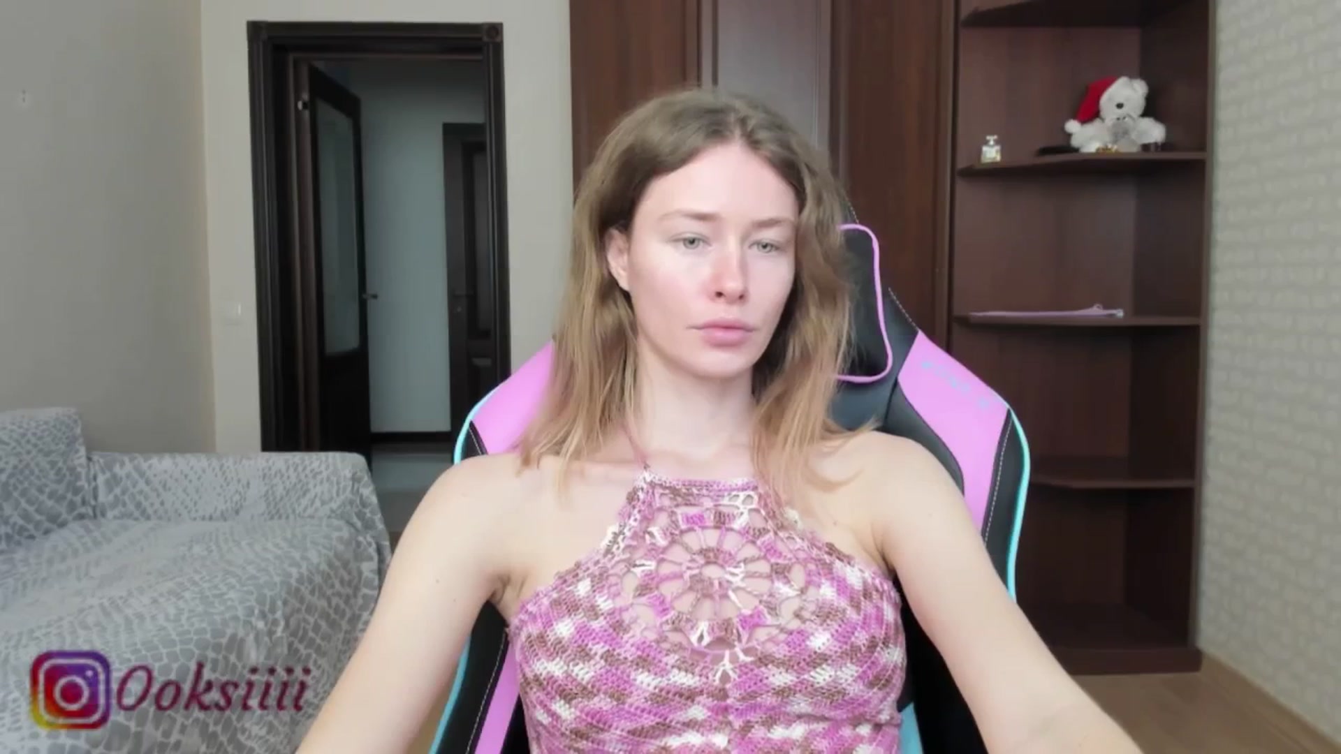 Gallery image thumbnail from Oksanafedorov's myfreecams stream on, 05/30/2024, 11:58 image 8 of 20