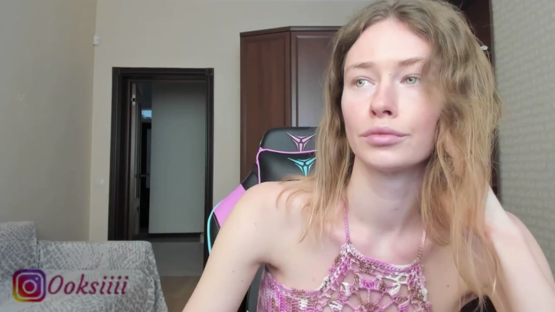 Gallery image thumbnail from Oksanafedorov's myfreecams stream on, 05/30/2024, 11:58 image 16 of 20