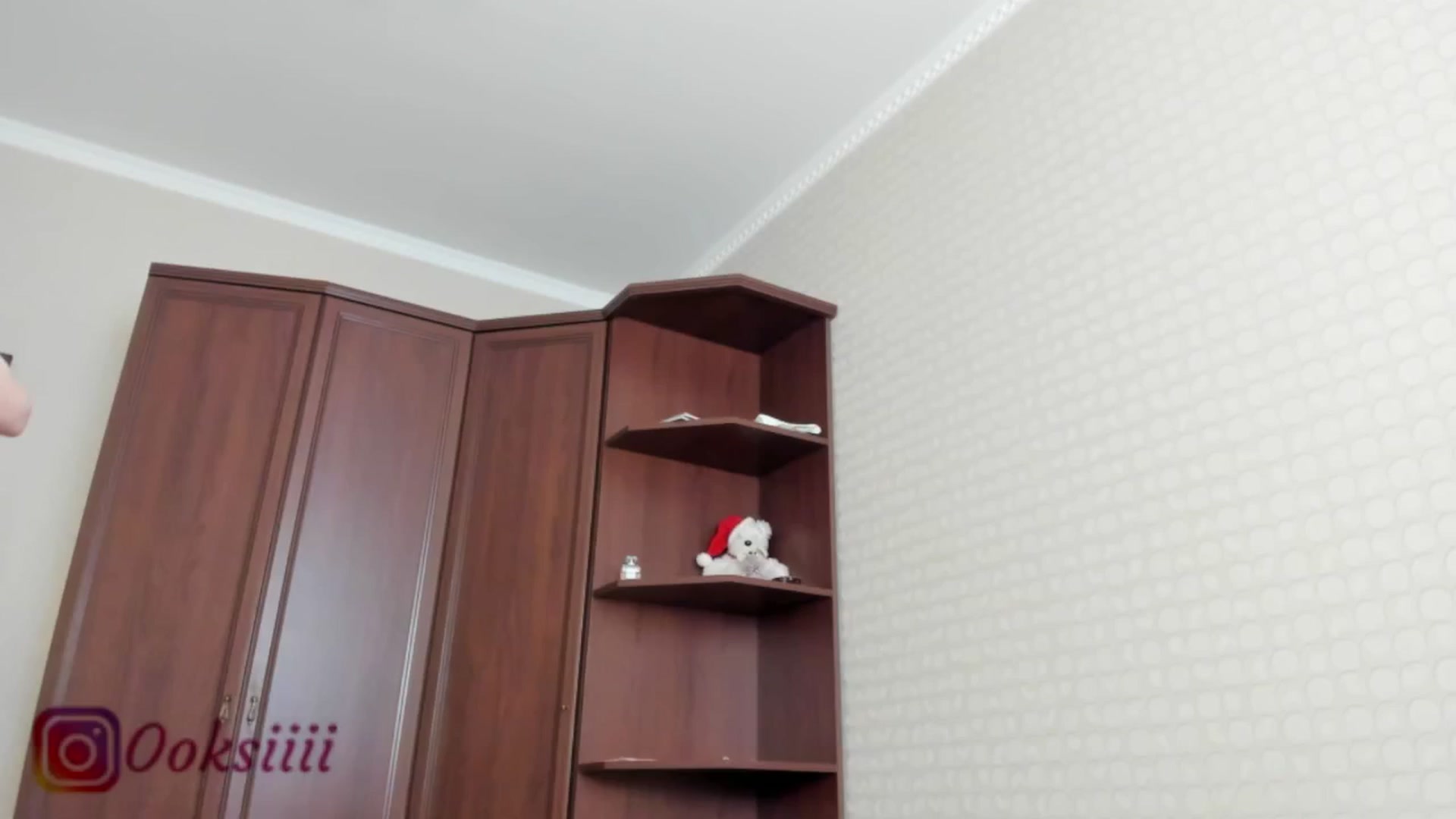 Gallery image thumbnail from Oksanafedorov's myfreecams stream on, 05/30/2024, 14:35 image 12 of 20