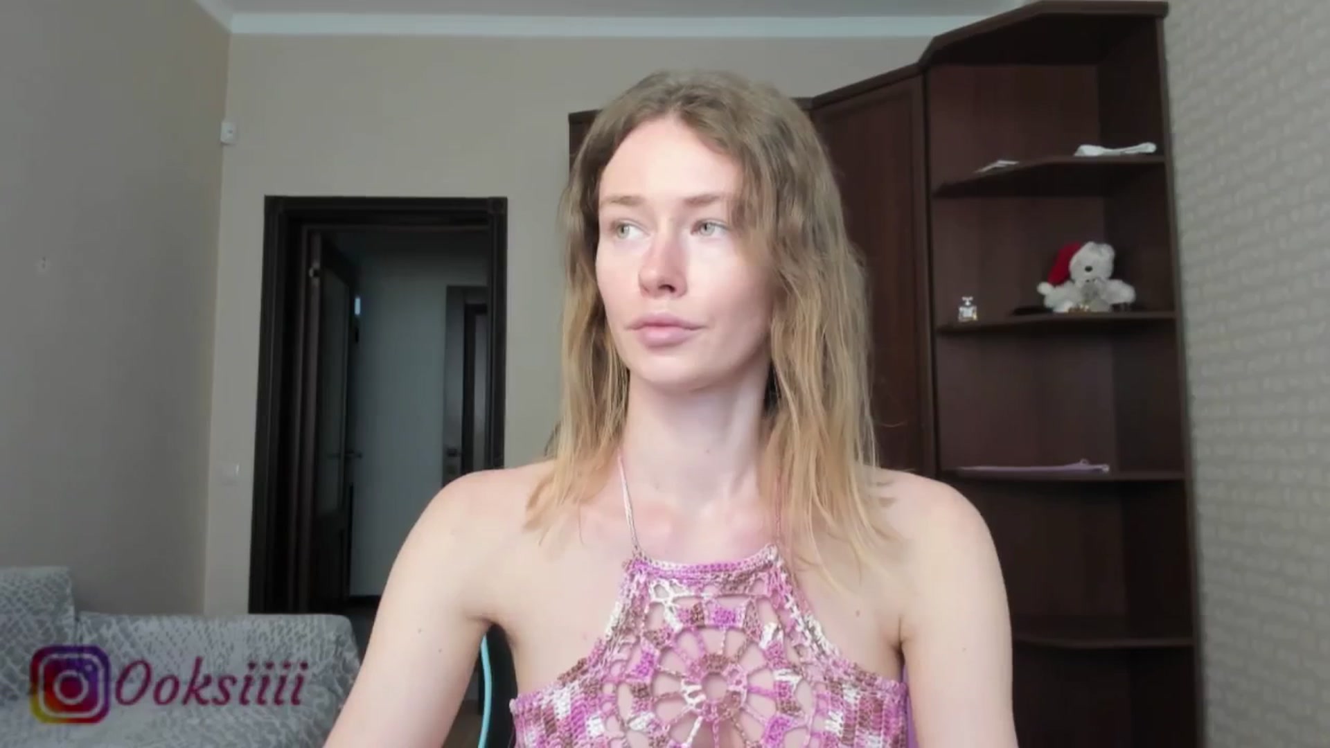 Gallery image thumbnail from Oksanafedorov's myfreecams stream on, 05/30/2024, 14:35 image 15 of 20