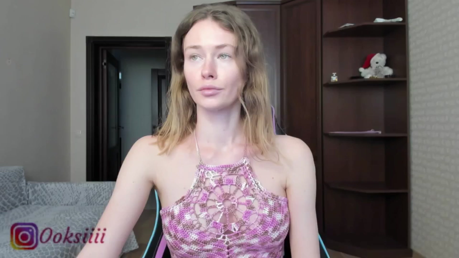 Gallery image thumbnail from Oksanafedorov's myfreecams stream on, 05/30/2024, 14:35 image 13 of 20
