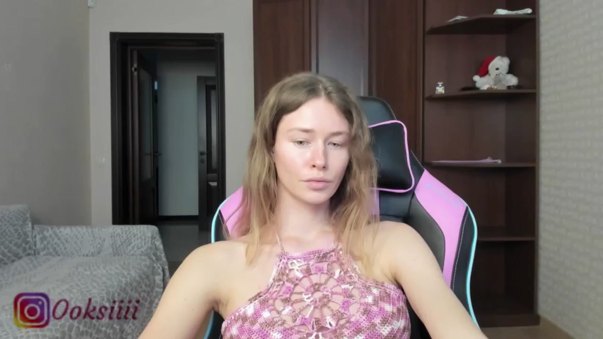 Gallery image thumbnail from Oksanafedorov's myfreecams stream on, 05/30/2024, 15:48 image 1 of 20