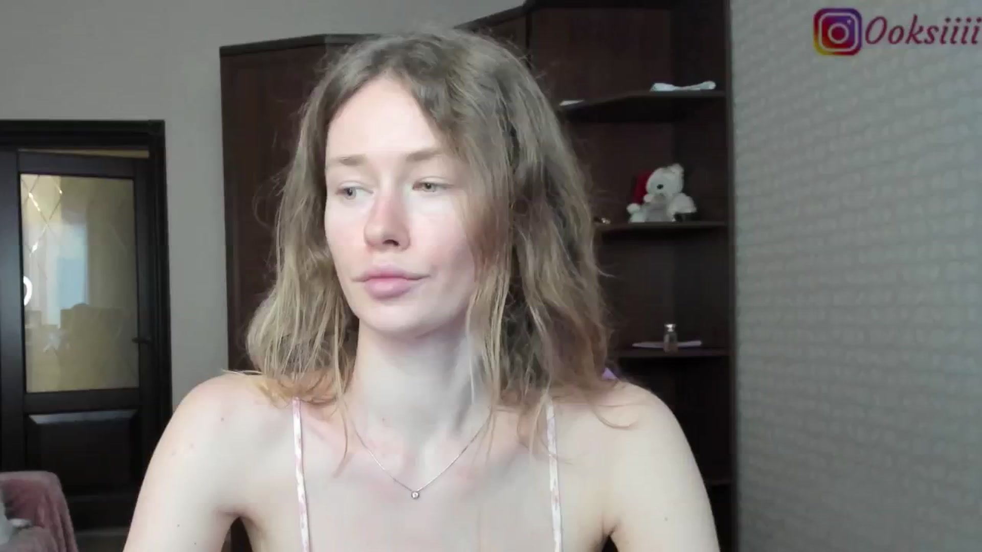 Gallery image thumbnail from Oksanafedorov's myfreecams stream on, 06/18/2024, 16:24 image 17 of 20