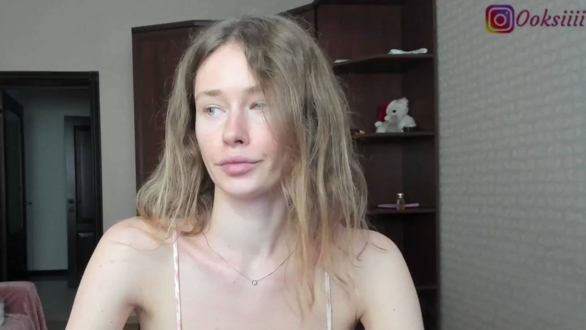 Gallery image thumbnail from Oksanafedorov's myfreecams stream on, 06/18/2024, 16:24 image 9 of 20