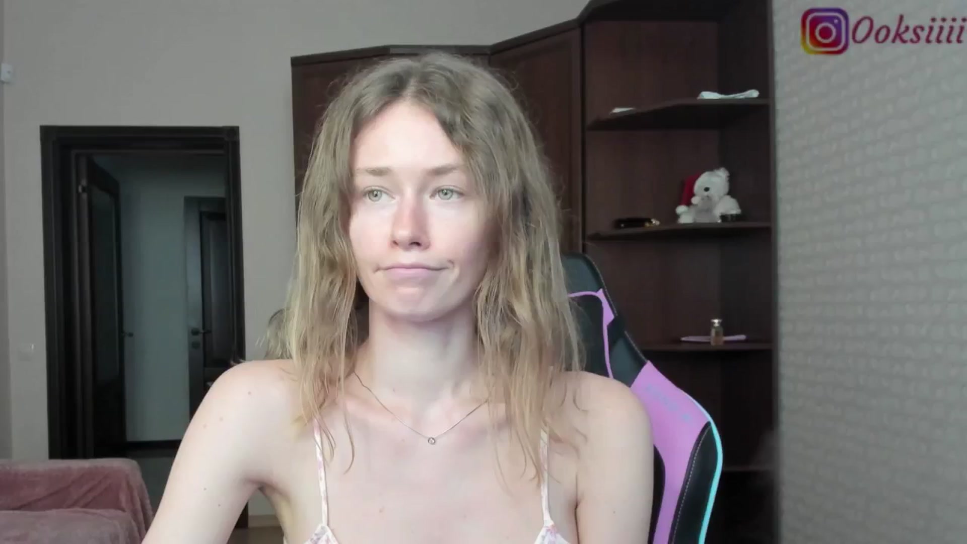 Gallery image thumbnail from Oksanafedorov's myfreecams stream on, 06/18/2024, 16:24 image 4 of 20