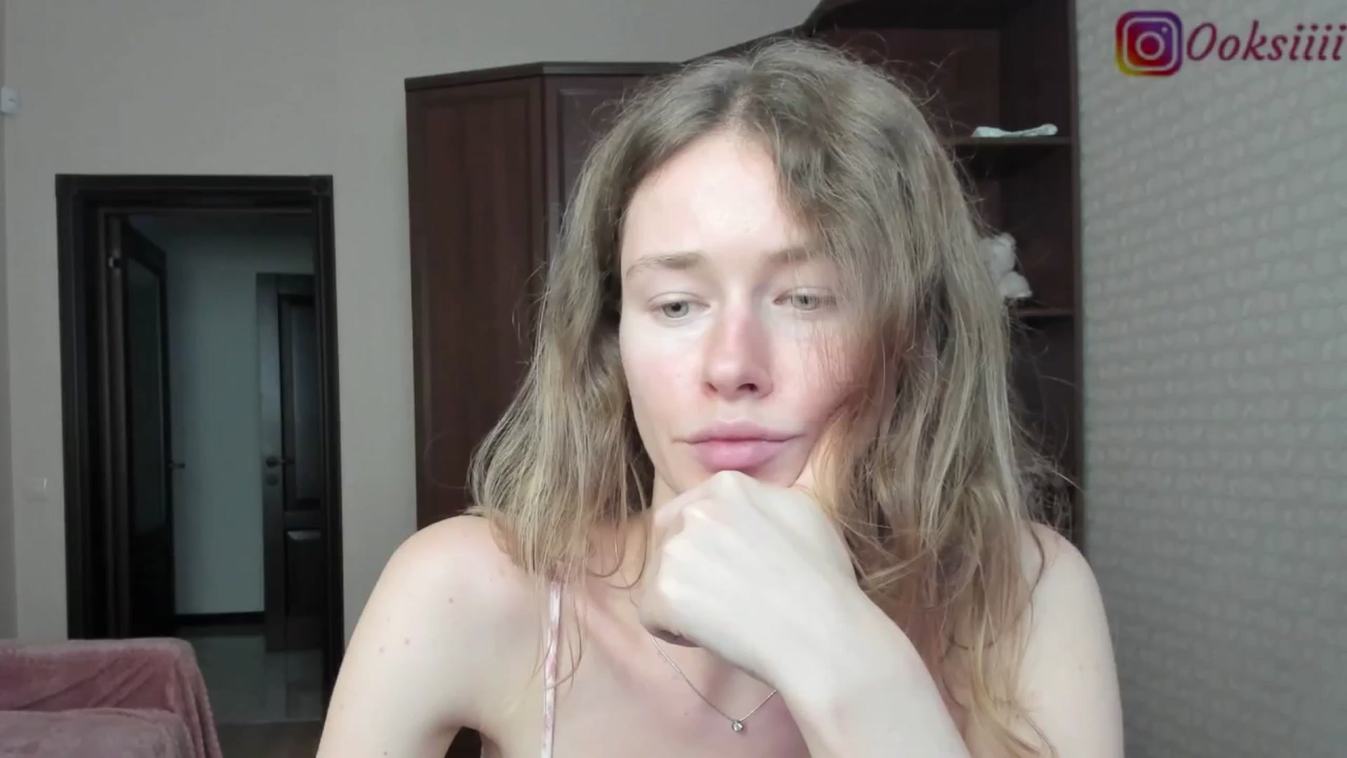 Gallery image thumbnail from Oksanafedorov's myfreecams stream on, 06/18/2024, 16:24 image 3 of 20