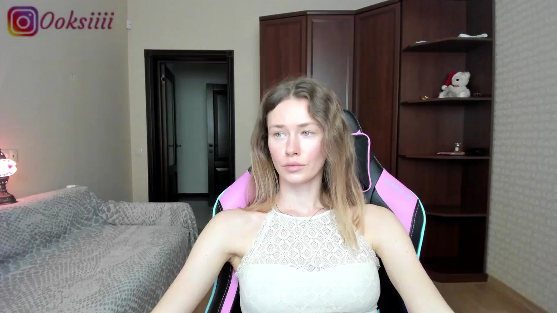 Gallery image thumbnail from Oksanafedorov's myfreecams stream on, 06/29/2024, 13:39 image 19 of 20