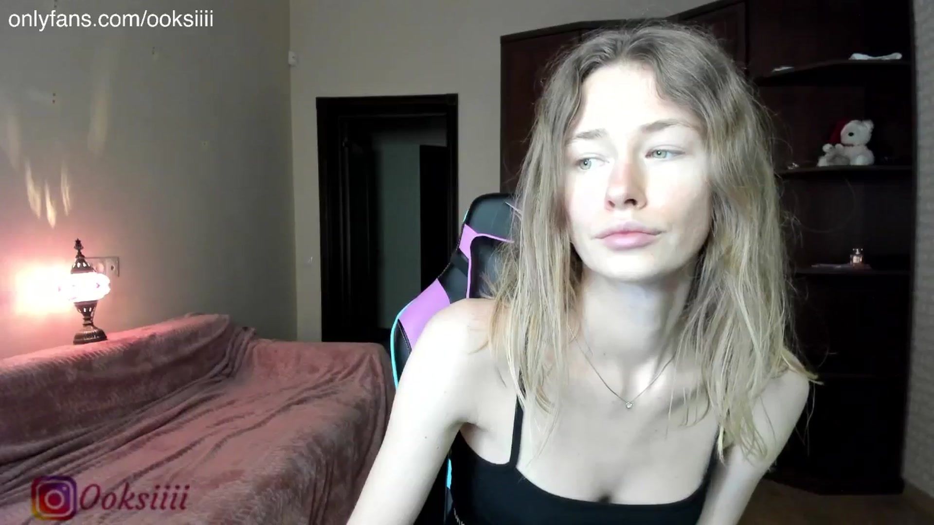 Gallery image thumbnail from Oksanafedorov's myfreecams stream on, 07/16/2024, 19:41 image 11 of 20
