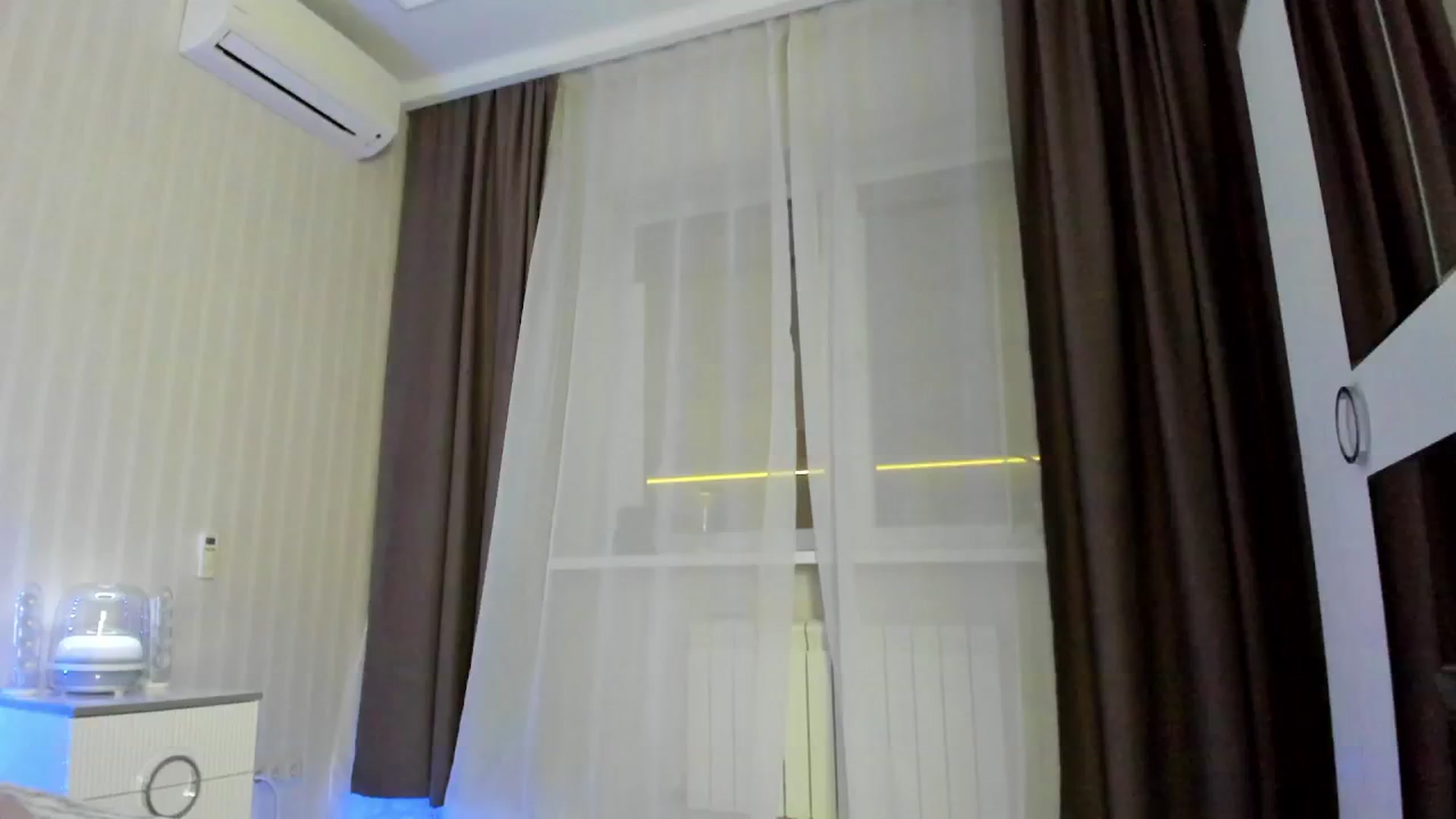 Gallery image thumbnail from Oksanafedorov's myfreecams stream on, 02/18/2025, 17:54 image 1 of 20