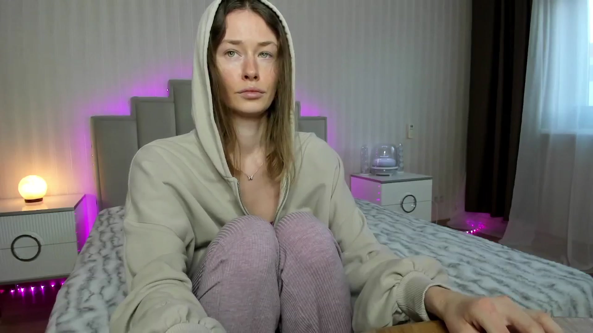 Gallery image thumbnail from Oksanafedorov's myfreecams stream on, 02/28/2025, 16:24 image 14 of 20