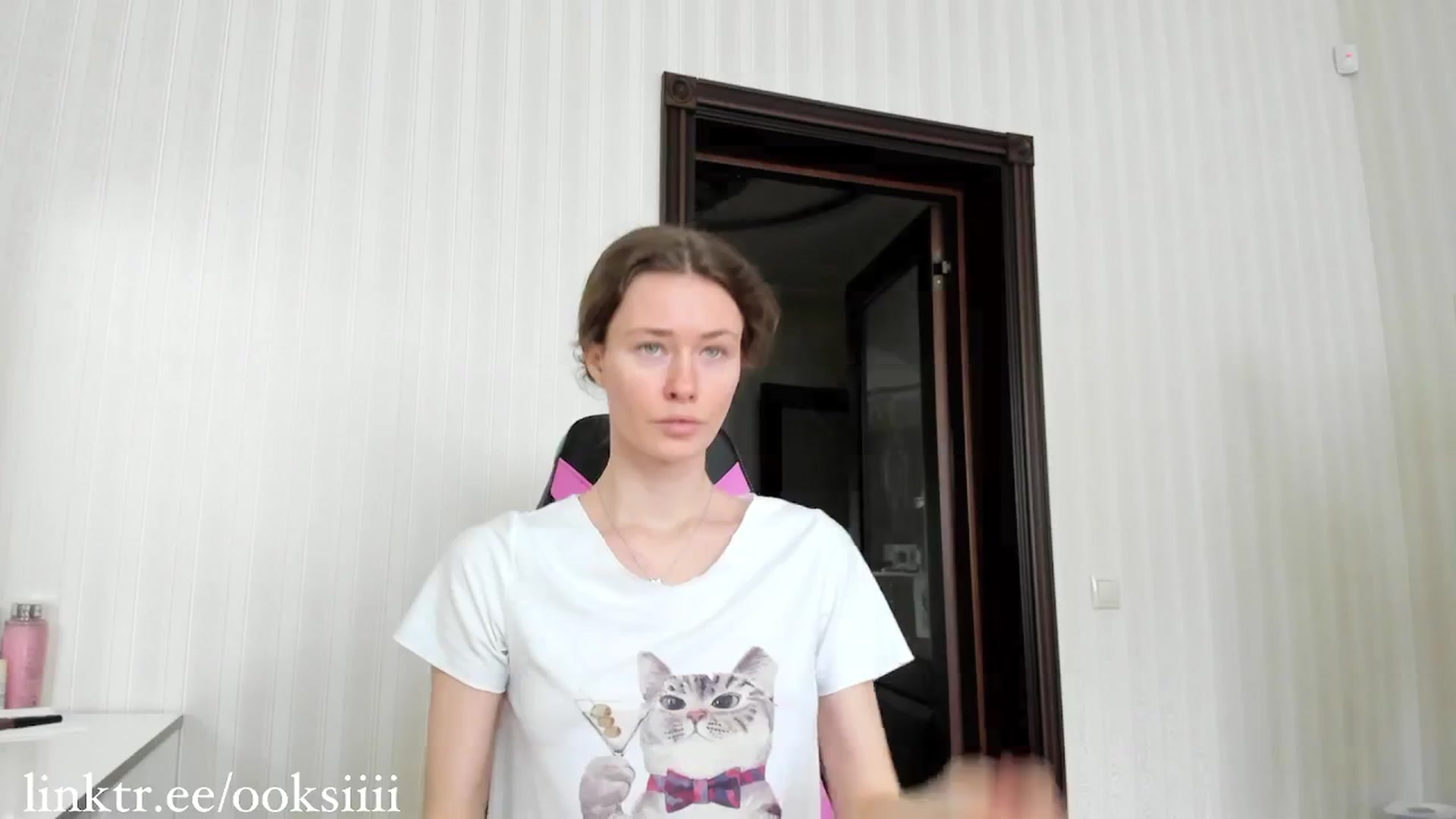 Gallery image thumbnail from Oksanafedorov's myfreecams stream on, 04/11/2025, 12:01 image 4 of 20