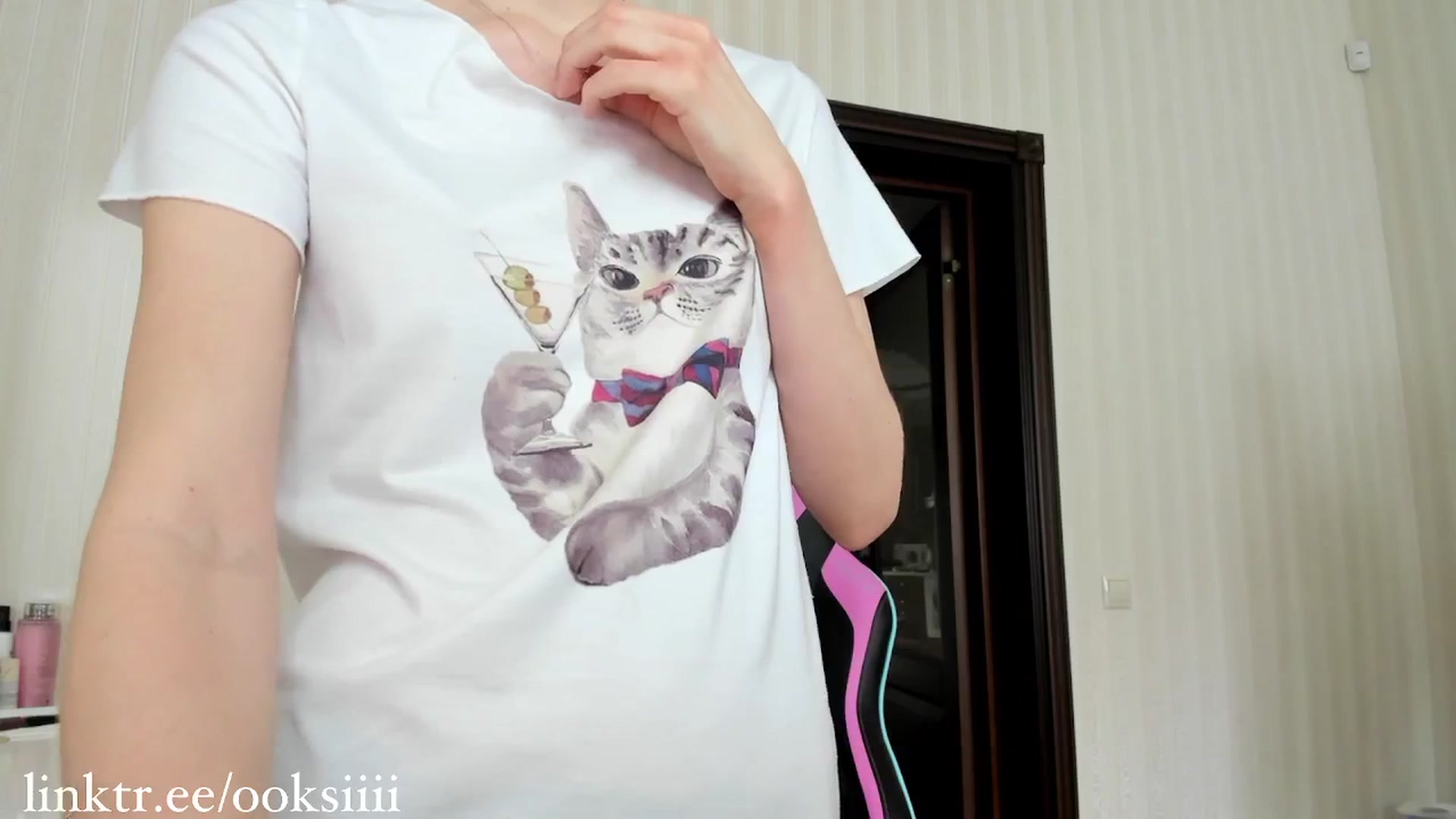 Gallery image thumbnail from Oksanafedorov's myfreecams stream on, 04/11/2025, 12:01 image 3 of 20
