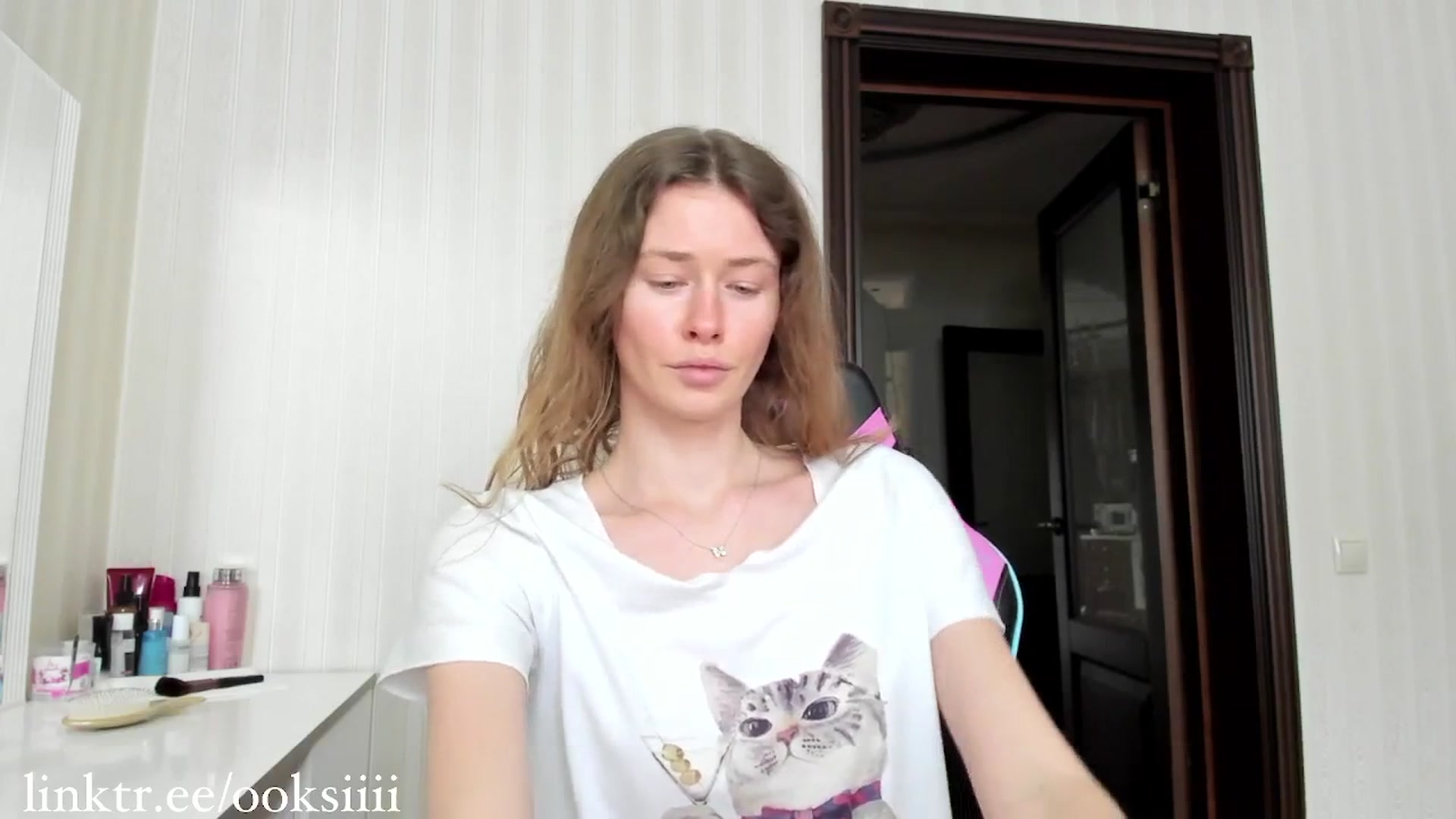 Gallery image thumbnail from Oksanafedorov's myfreecams stream on, 04/11/2025, 15:08 image 3 of 20