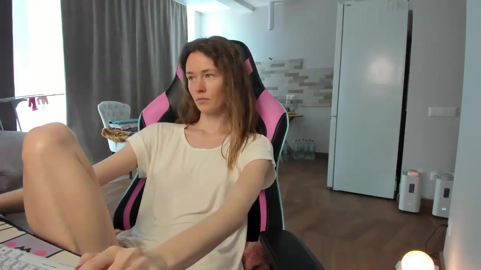Gallery image thumbnail from Oksanafedorov's myfreecams stream on, 08/24/2026, 09:55 image 12 of 20