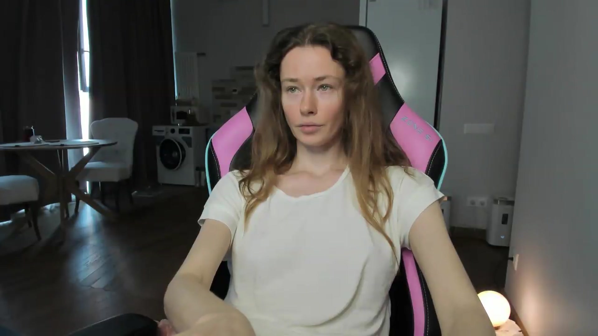 Gallery image thumbnail from Oksanafedorov's myfreecams stream on, 09/07/2026, 10:16 image 18 of 20