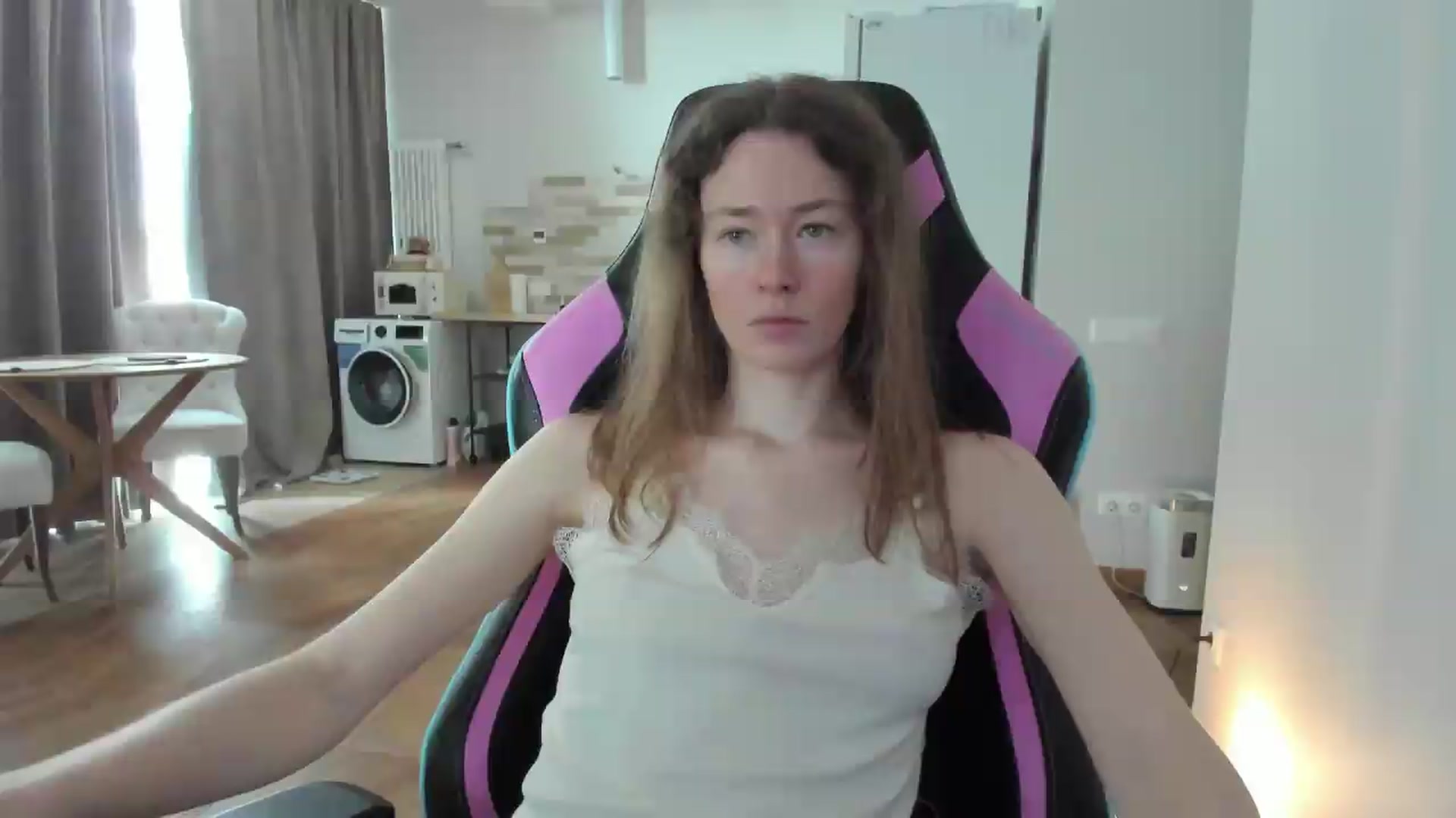 Gallery image thumbnail from Oksanafedorov's myfreecams stream on, 09/09/2026, 10:30 image 2 of 20