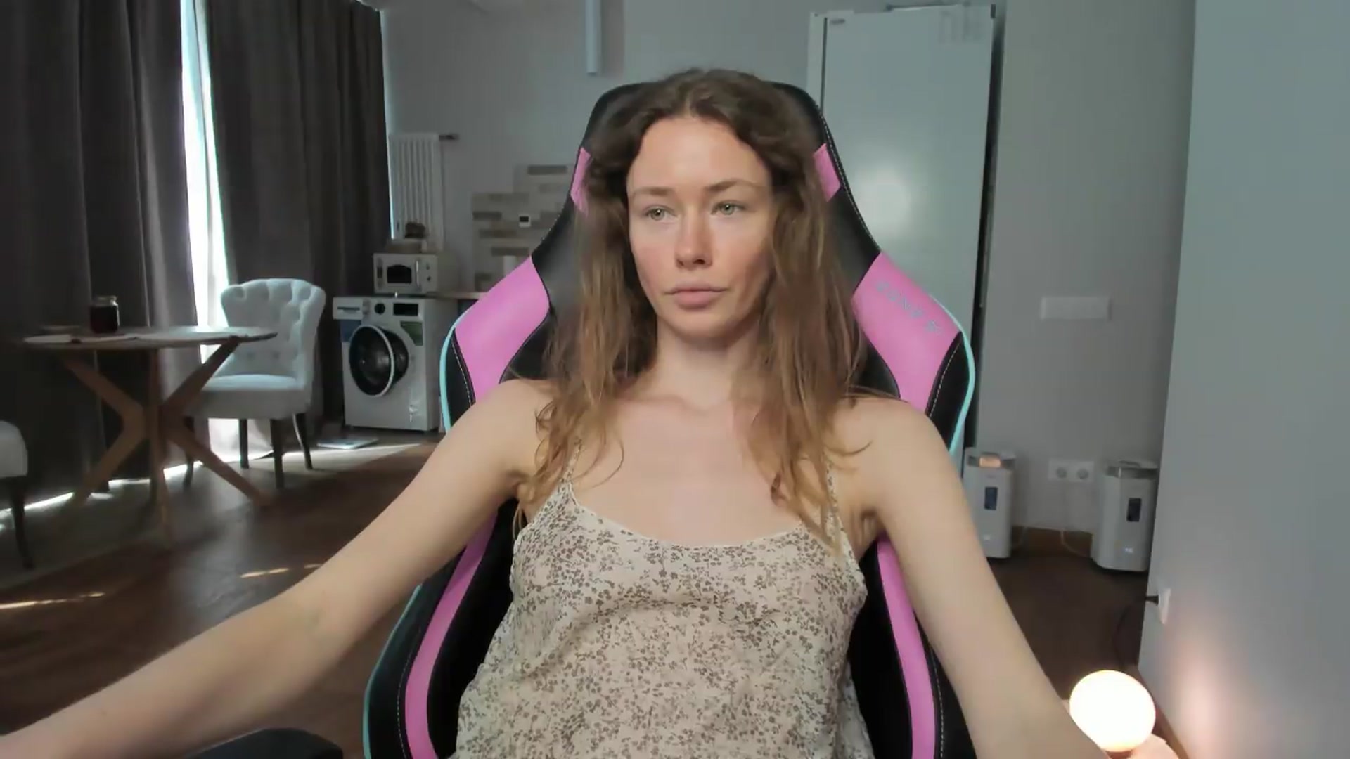 Gallery image thumbnail from Oksanafedorov's myfreecams stream on, 09/14/2026, 11:47 image 17 of 20