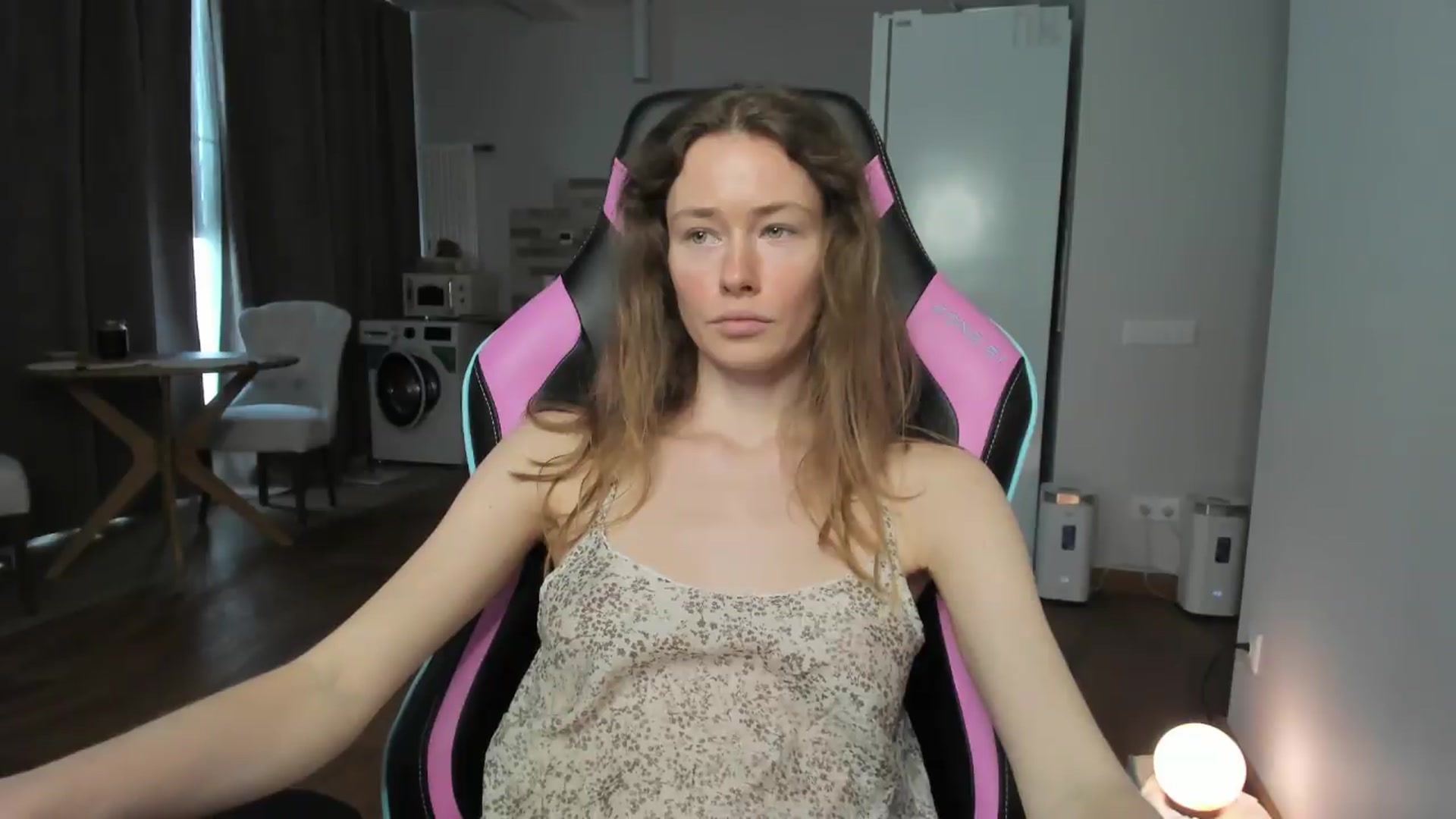 Gallery image thumbnail from Oksanafedorov's myfreecams stream on, 09/14/2026, 11:47 image 19 of 20