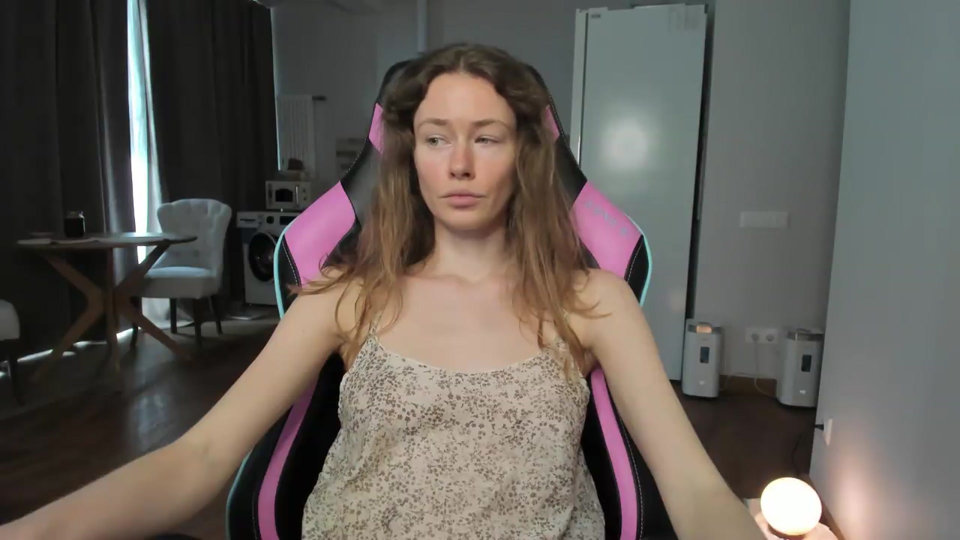 Gallery image thumbnail from Oksanafedorov's myfreecams stream on, 09/14/2026, 11:47 image 6 of 20