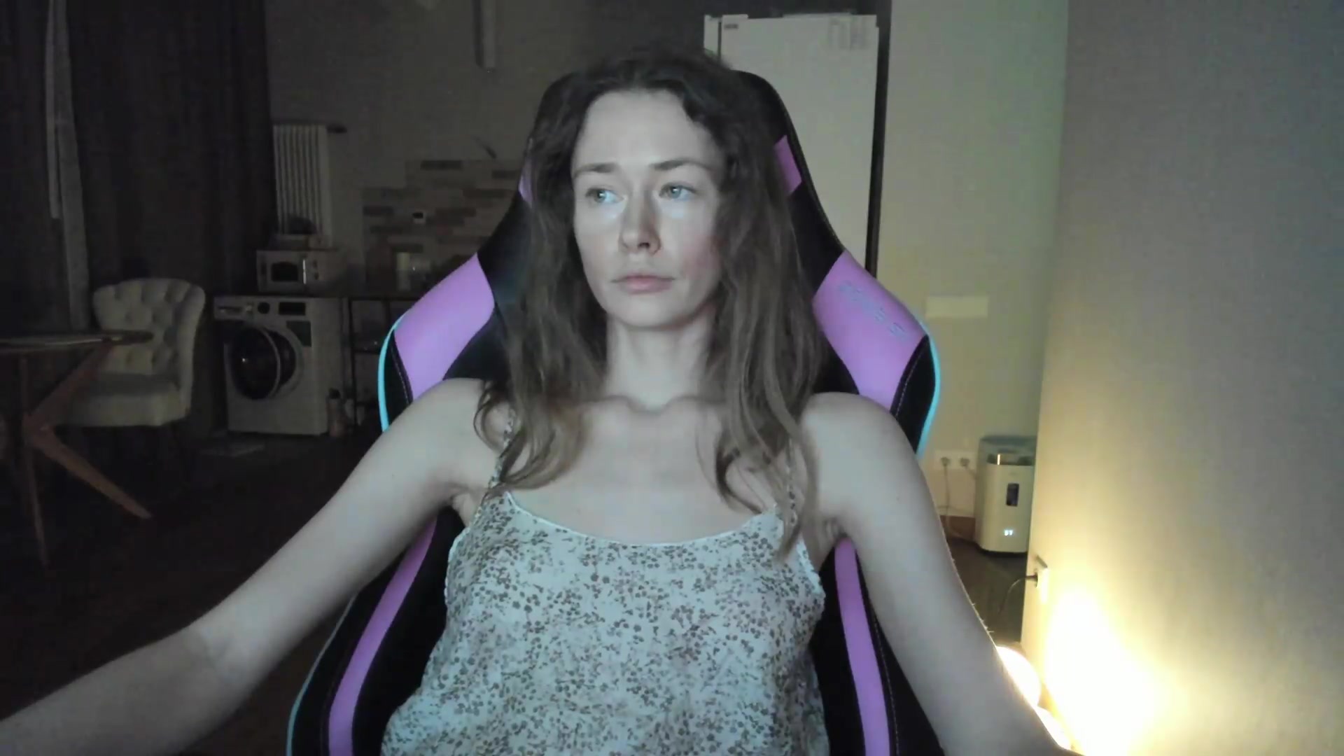 Gallery image thumbnail from Oksanafedorov's myfreecams stream on, 09/14/2026, 22:11 image 18 of 20
