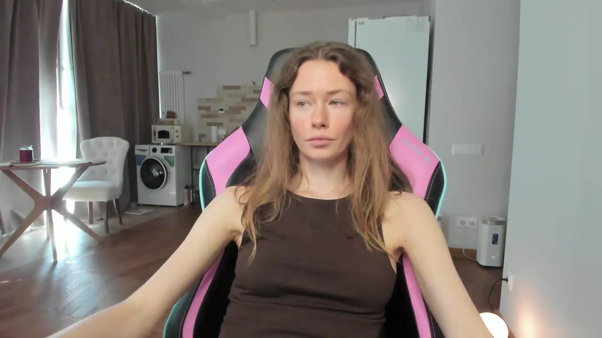 Gallery image thumbnail from Oksanafedorov's myfreecams stream on, 09/15/2026, 11:55 image 15 of 20