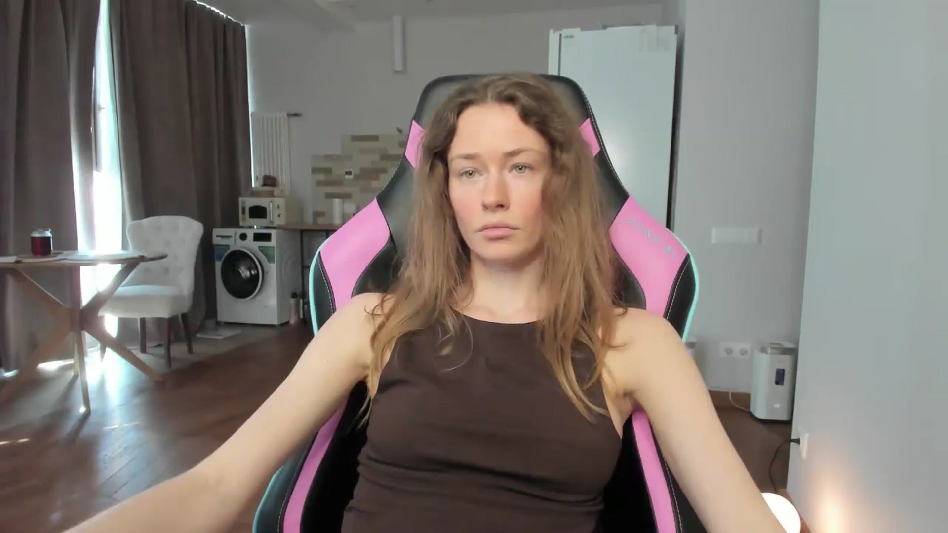 Gallery image thumbnail from Oksanafedorov's myfreecams stream on, 09/15/2026, 11:55 image 13 of 20