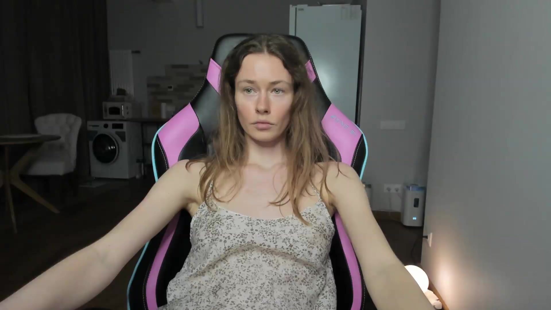 Gallery image thumbnail from Oksanafedorov's myfreecams stream on, 09/16/2026, 23:15 image 13 of 20