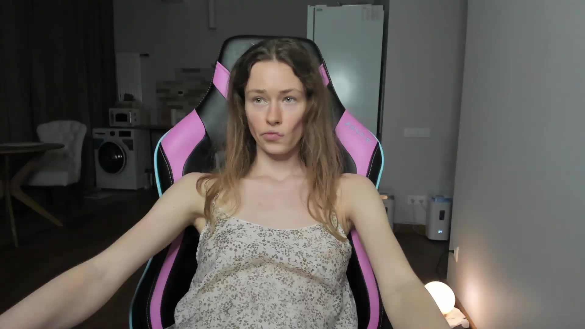 Gallery image thumbnail from Oksanafedorov's myfreecams stream on, 09/16/2026, 23:15 image 14 of 20