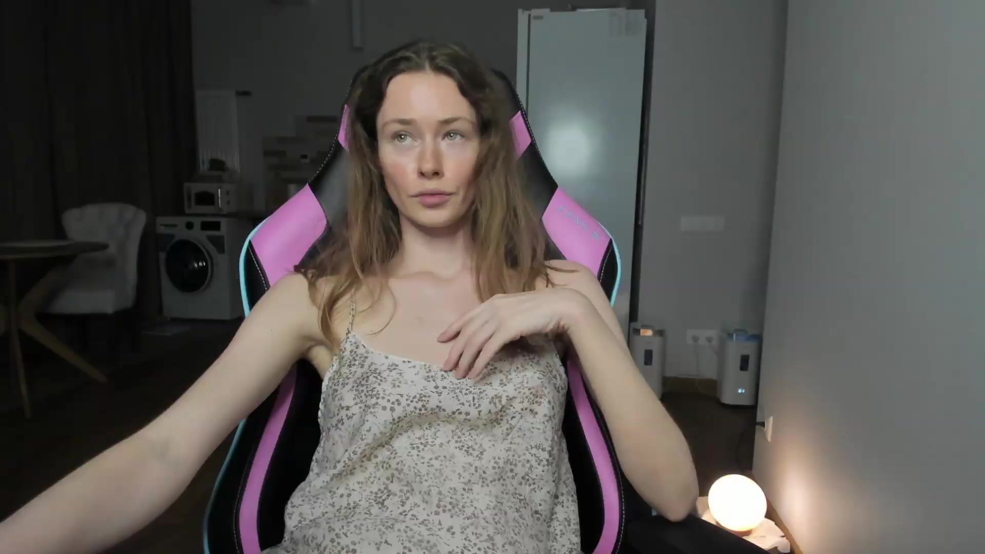 Gallery image thumbnail from Oksanafedorov's myfreecams stream on, 09/16/2026, 23:15 image 10 of 20
