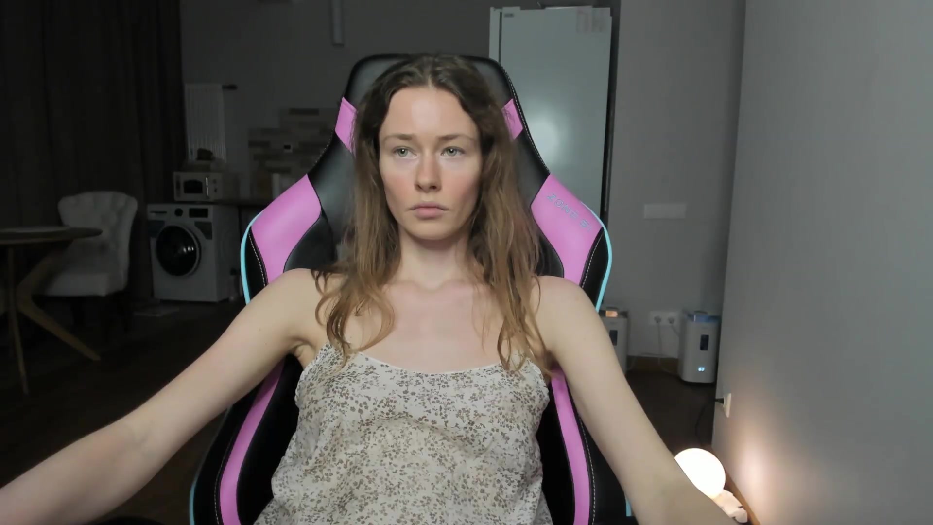 Gallery image thumbnail from Oksanafedorov's myfreecams stream on, 09/16/2026, 23:15 image 19 of 20