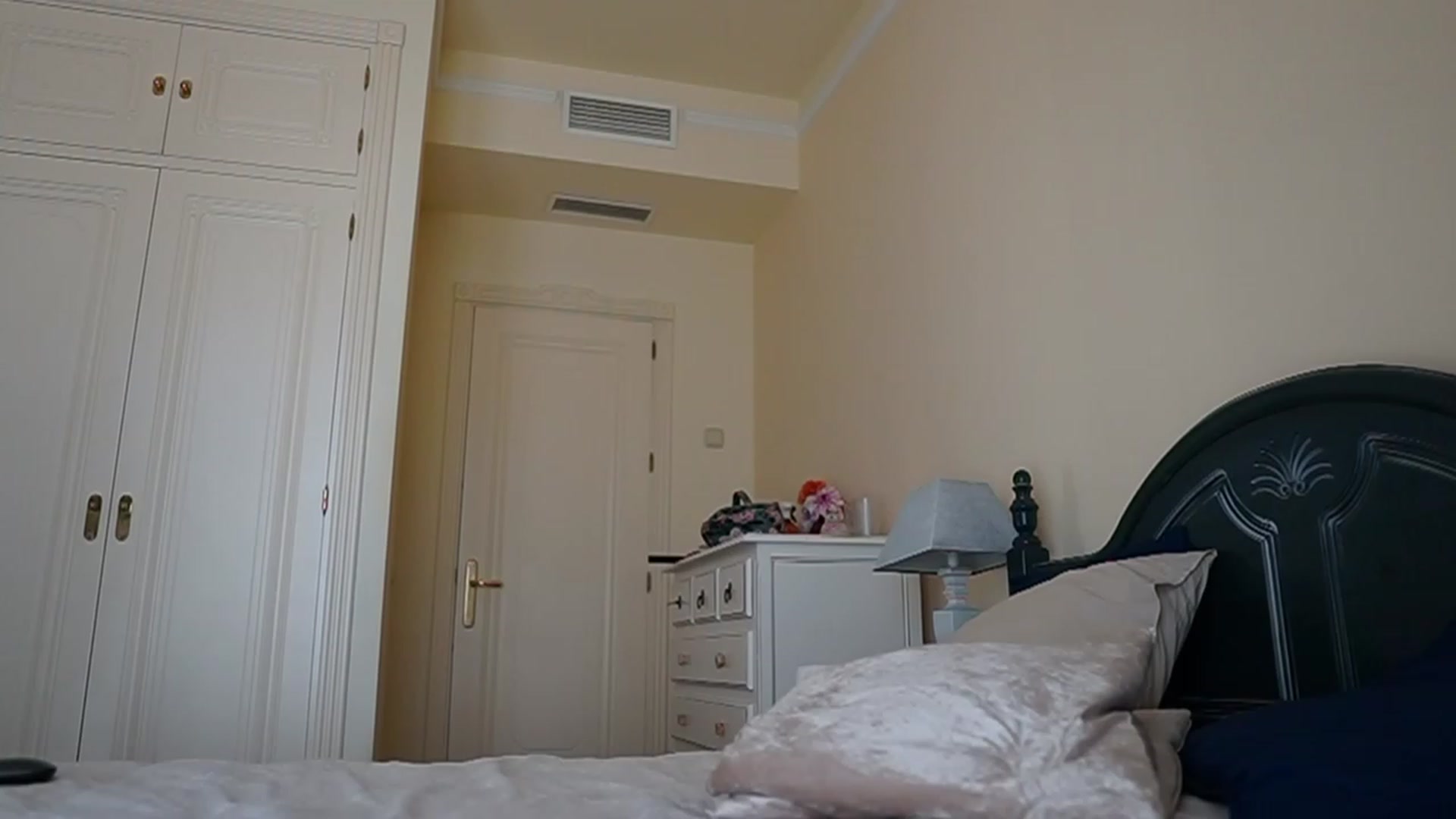 Gallery image thumbnail from Okssanna1's myfreecams stream on, 08/13/2023, 12:29 image 20 of 20