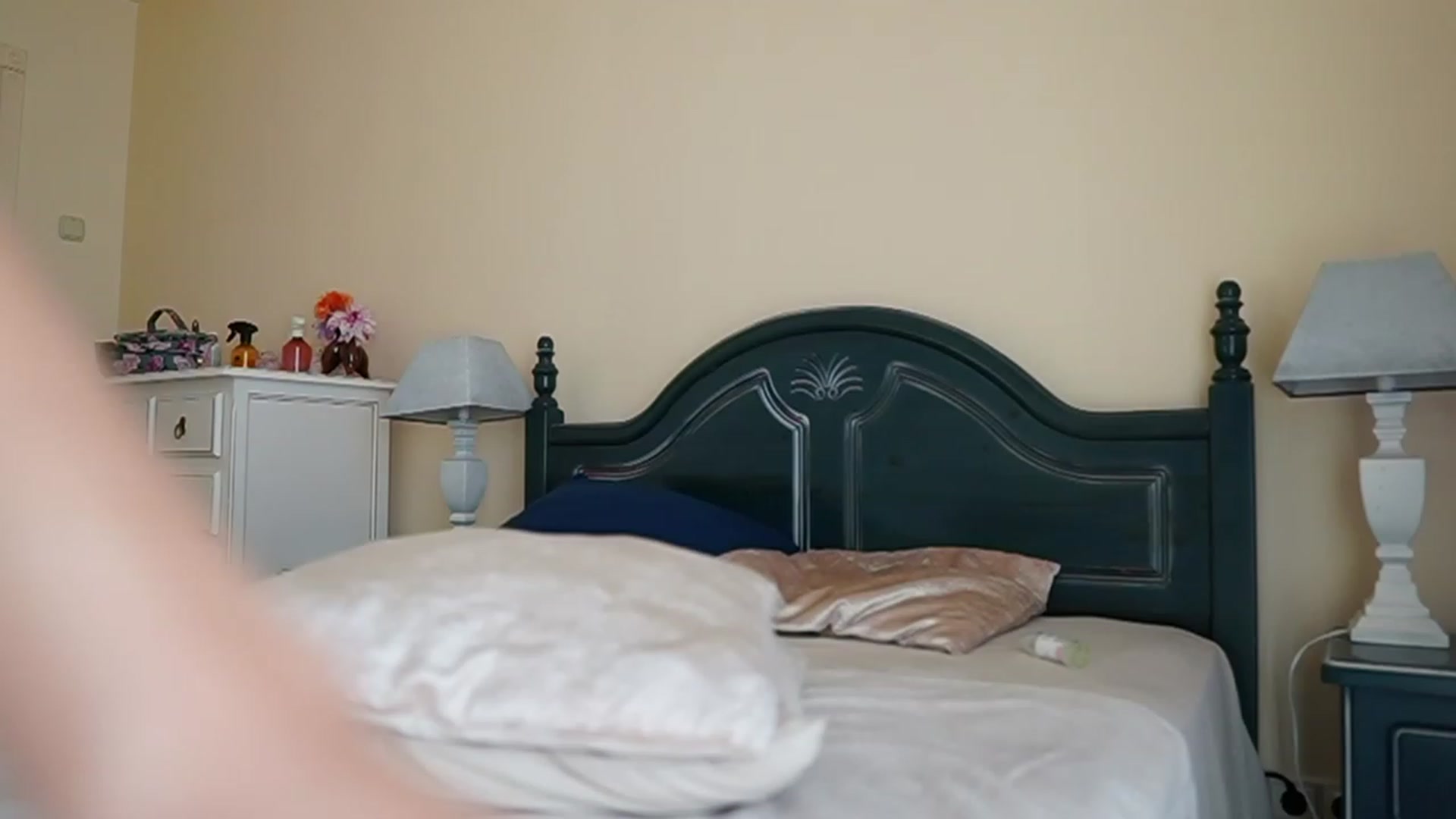 Gallery image thumbnail from Okssanna1's myfreecams stream on, 08/20/2023, 10:58 image 15 of 20