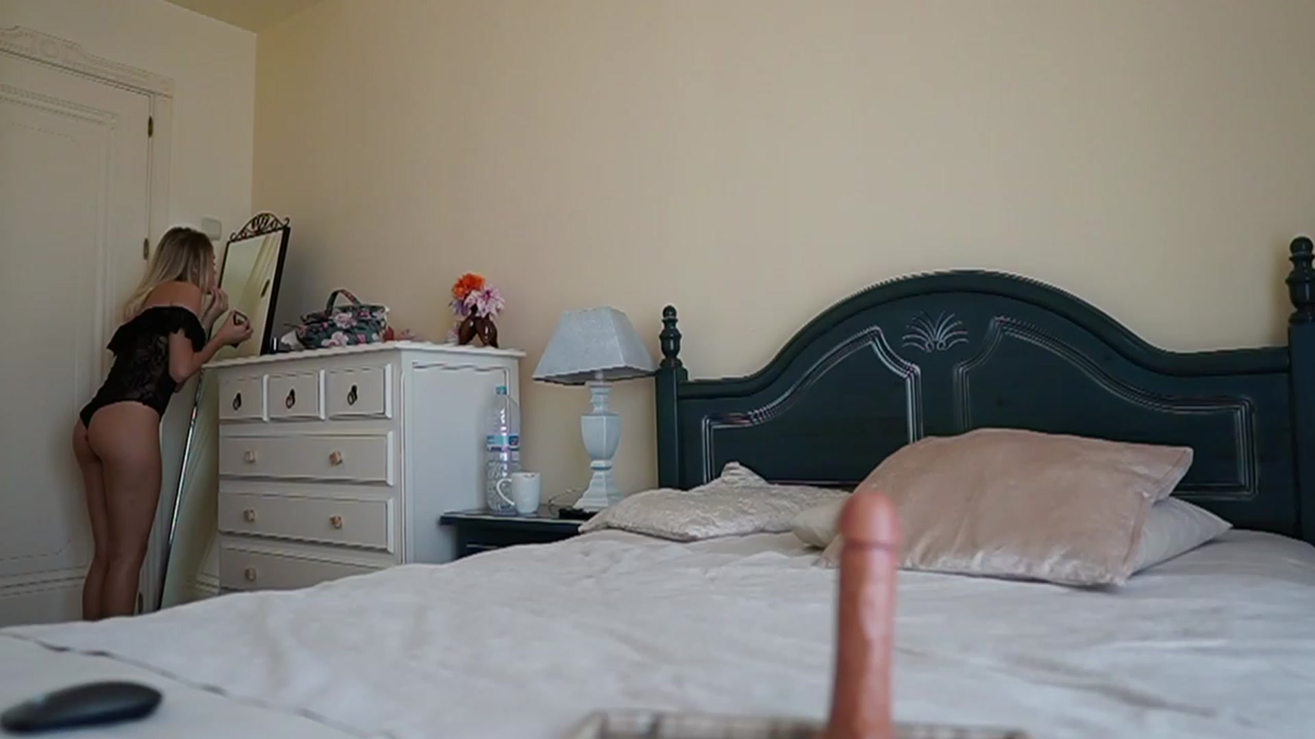 Gallery image thumbnail from Okssanna1's myfreecams stream on, 08/24/2023, 07:45 image 19 of 20