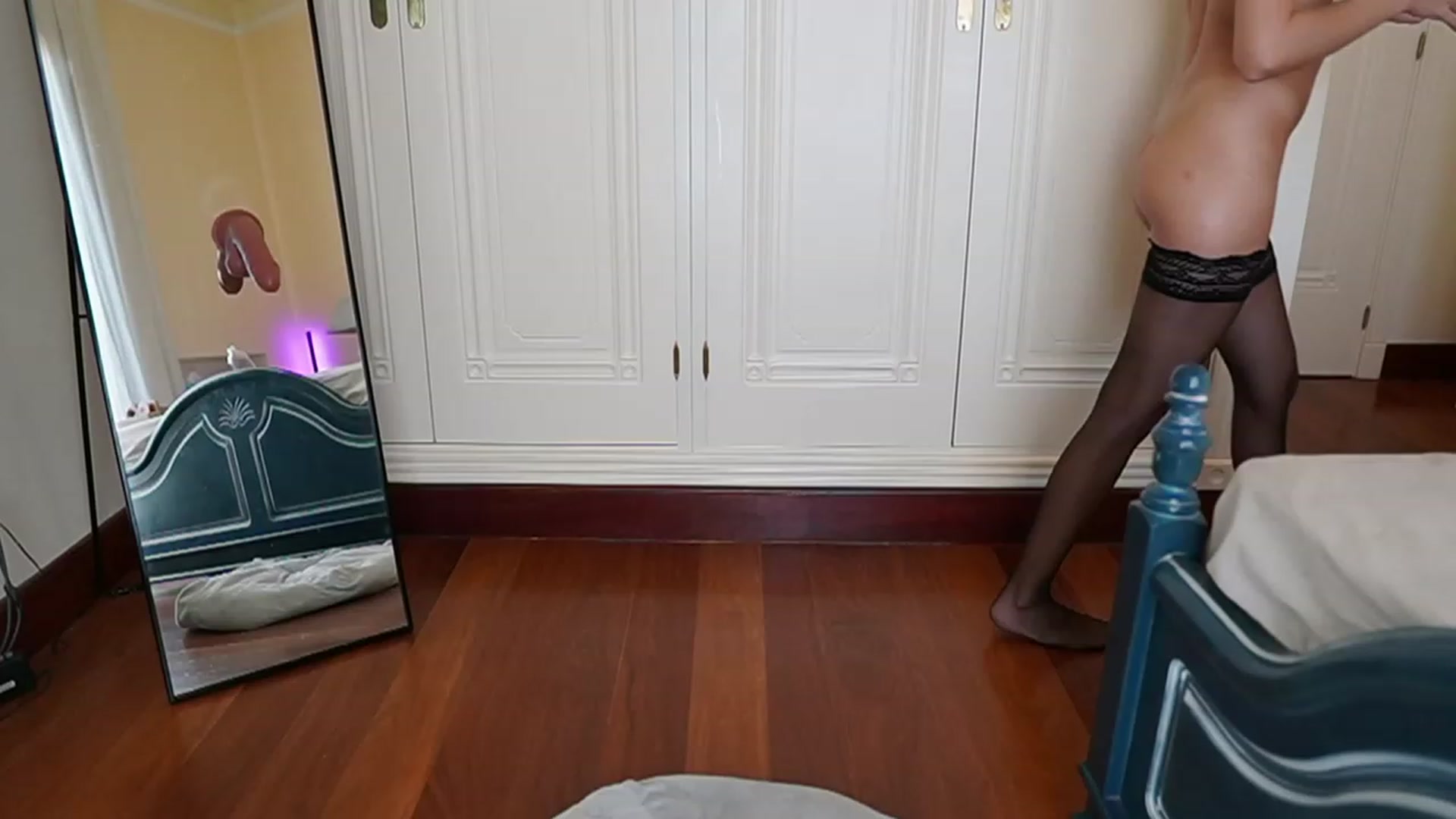 Gallery image thumbnail from Okssanna1's myfreecams stream on, 08/31/2023, 08:28 image 15 of 20