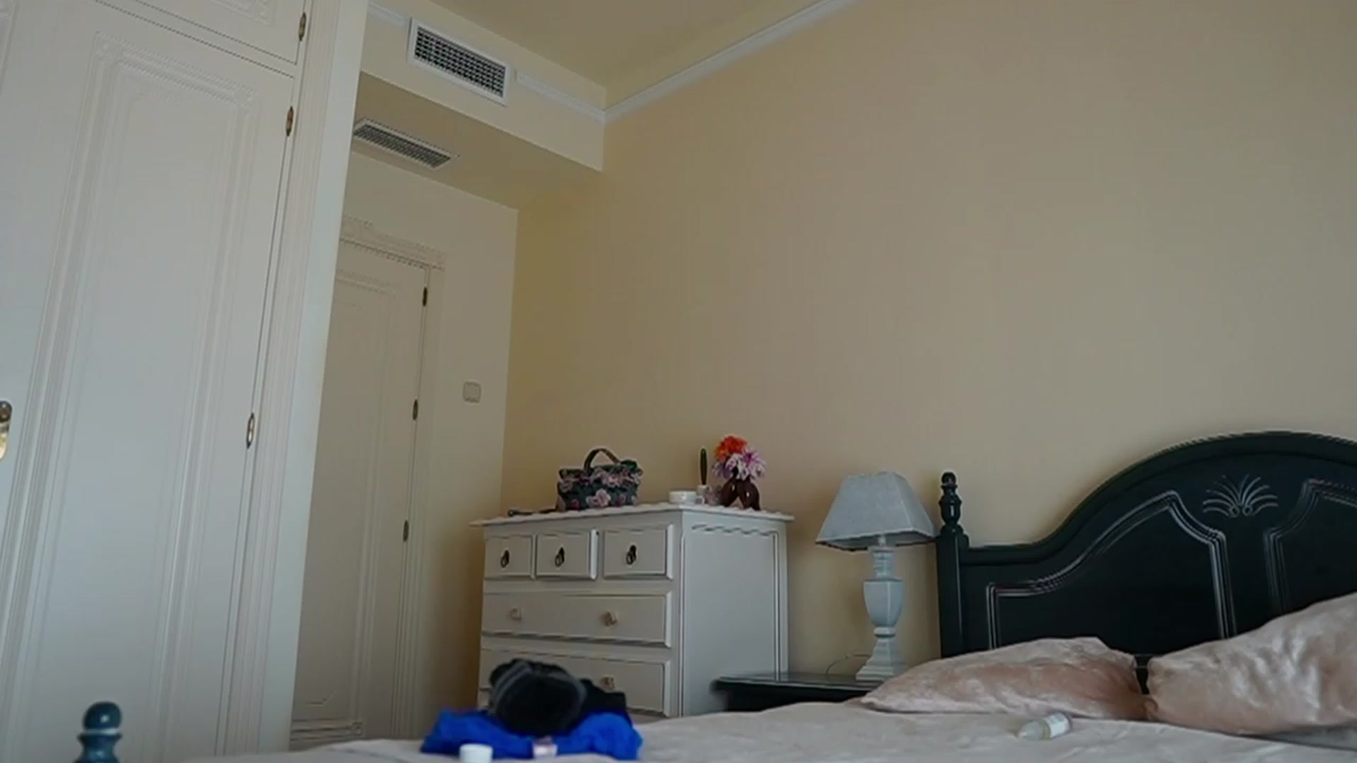 Gallery image thumbnail from Okssanna1's myfreecams stream on, 10/13/2023, 11:52 image 2 of 20