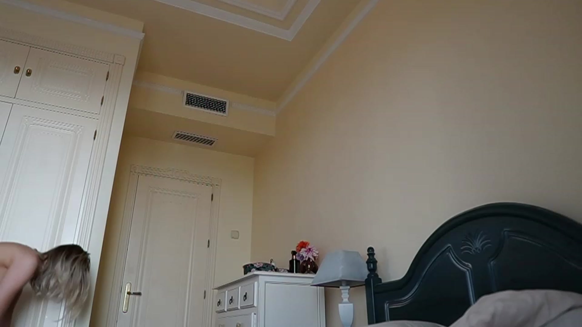 Gallery image thumbnail from Okssanna1's myfreecams stream on, 10/19/2023, 13:12 image 2 of 20