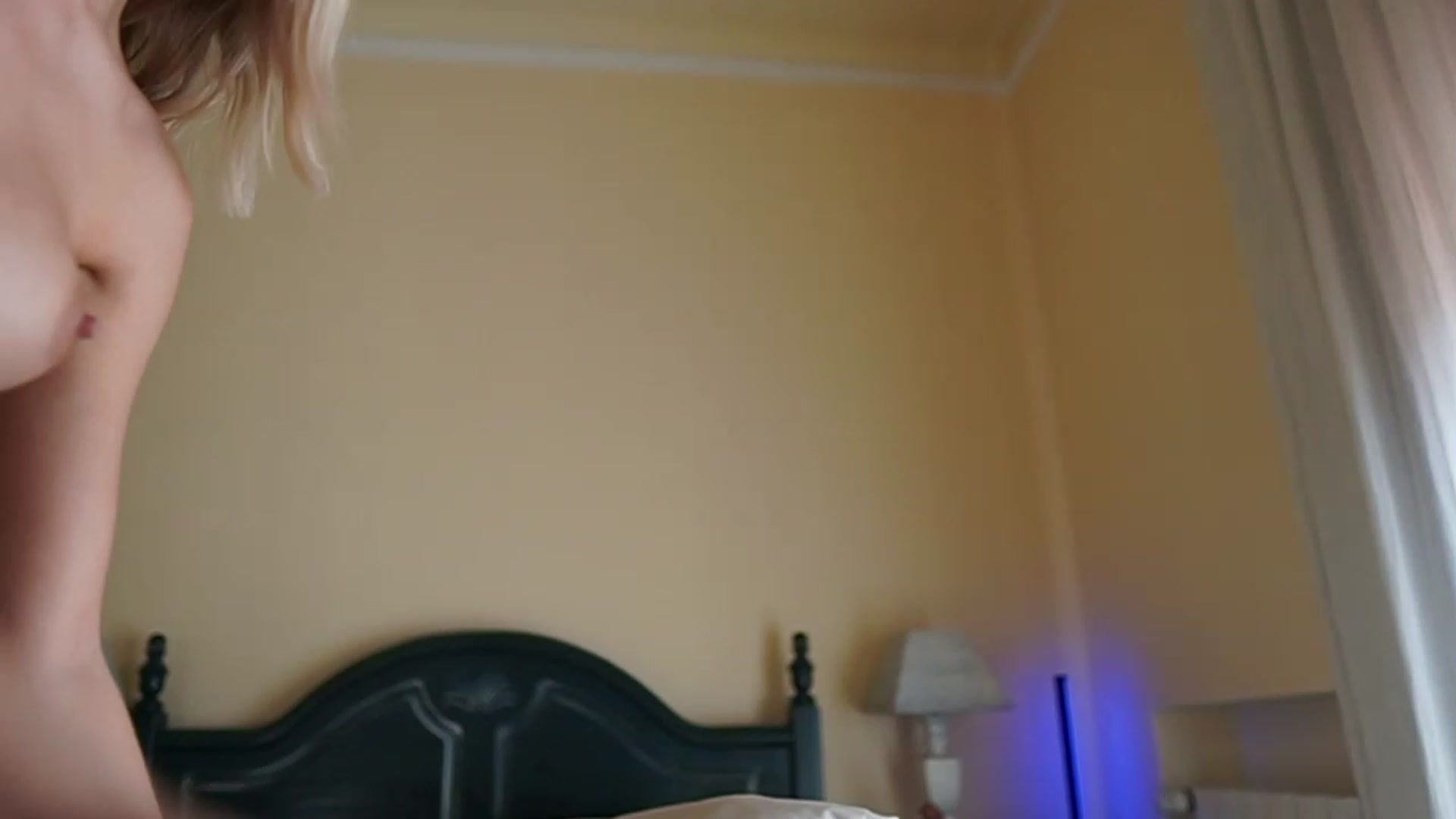 Gallery image thumbnail from Okssanna1's myfreecams stream on, 10/20/2023, 10:44 image 17 of 20