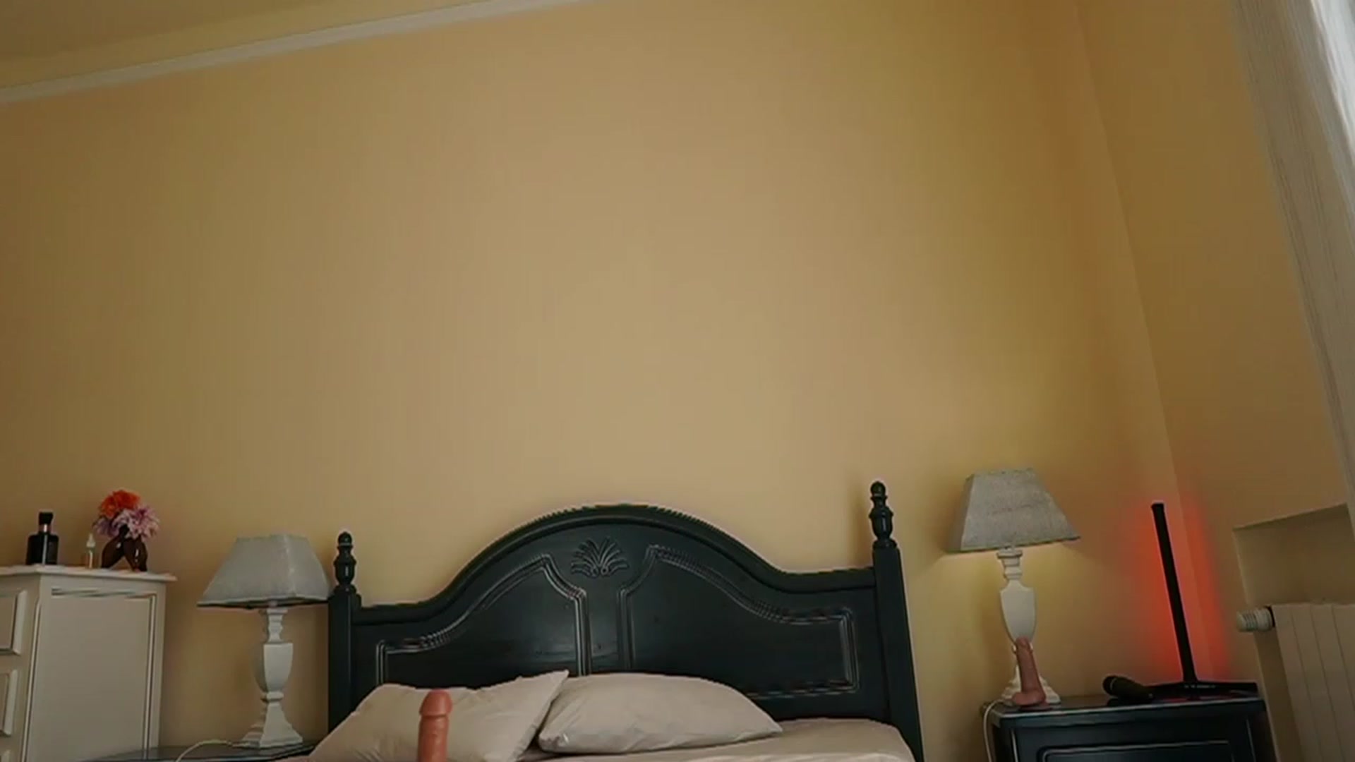 Gallery image thumbnail from Okssanna1's myfreecams stream on, 10/27/2023, 11:03 image 11 of 20