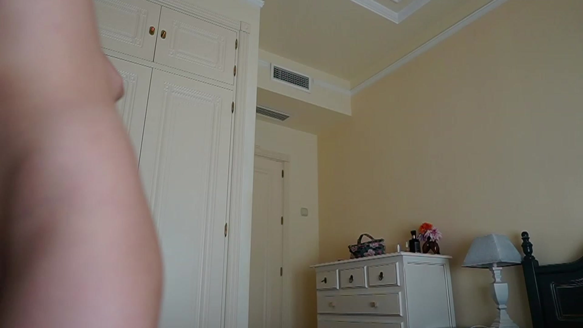 Gallery image thumbnail from Okssanna1's myfreecams stream on, 11/06/2023, 13:41 image 1 of 20