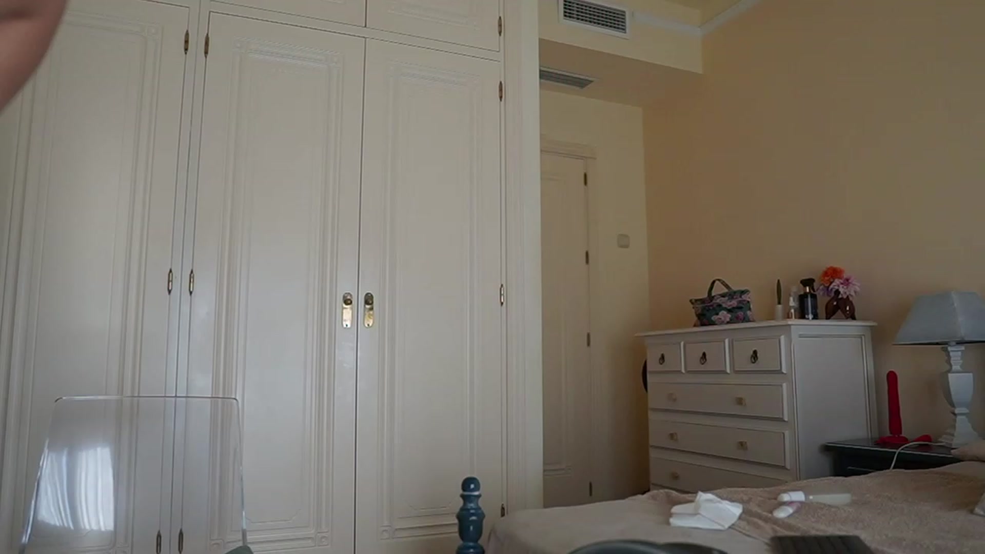 Gallery image thumbnail from Okssanna1's myfreecams stream on, 11/14/2023, 11:00 image 17 of 20