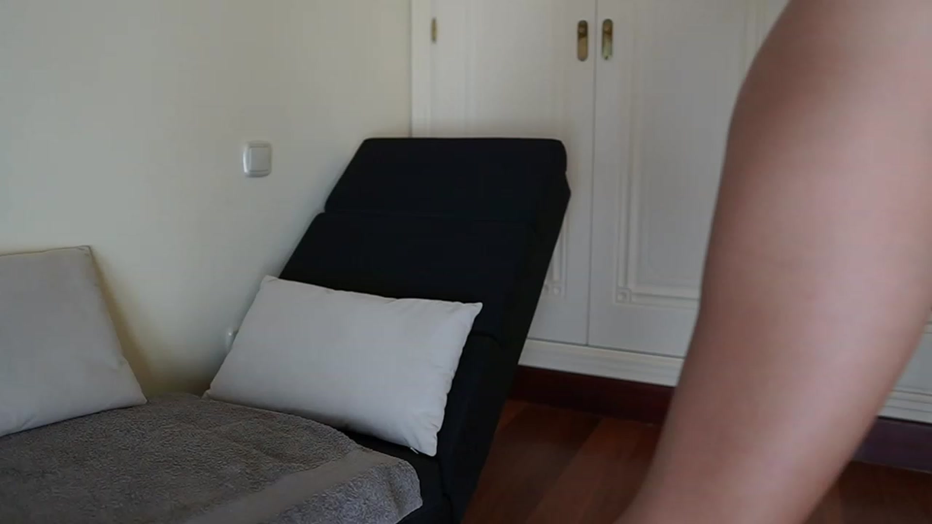 Gallery image thumbnail from Okssanna1's myfreecams stream on, 11/22/2023, 12:54 image 15 of 20