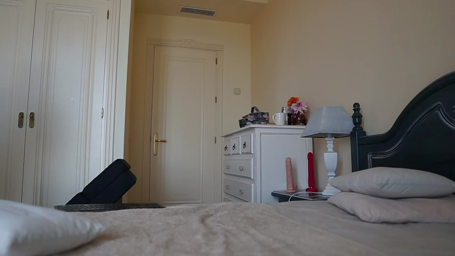 Gallery image thumbnail from Okssanna1's myfreecams stream on, 12/04/2023, 11:41 image 14 of 20