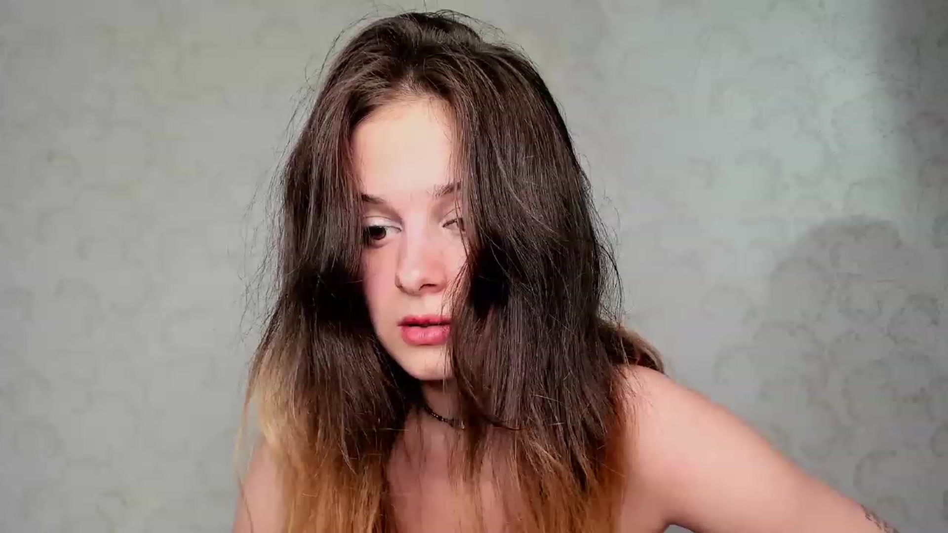 Gallery image thumbnail from Oladushek18's myfreecams stream on, 05/23/2023, 13:07 image 5 of 20