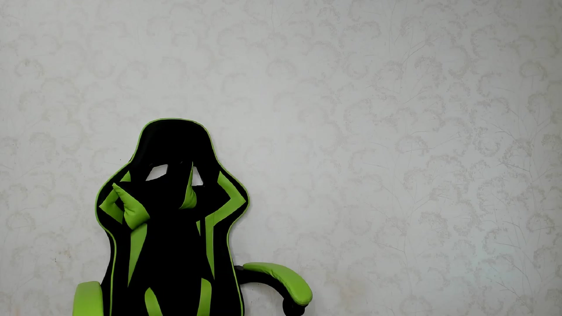 Gallery image thumbnail from Oladushek18's myfreecams stream on, 07/31/2023, 12:50 image 7 of 20